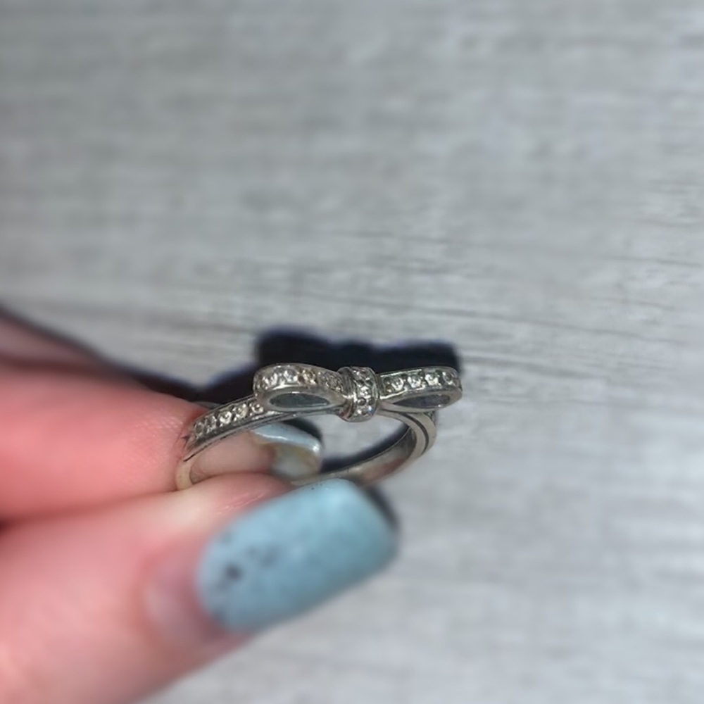 SILVER PANDORA BOW RING